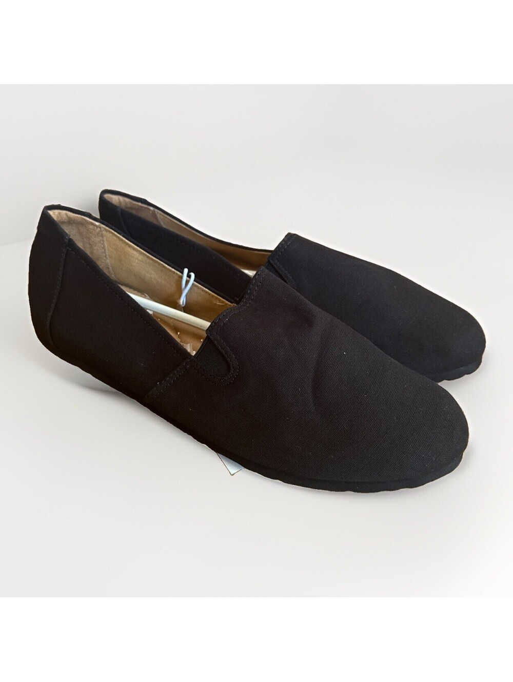 NEW NWT Amazon Essentials Black Casual Canvas Slip On Flat Shoes Ladies Size 9.5